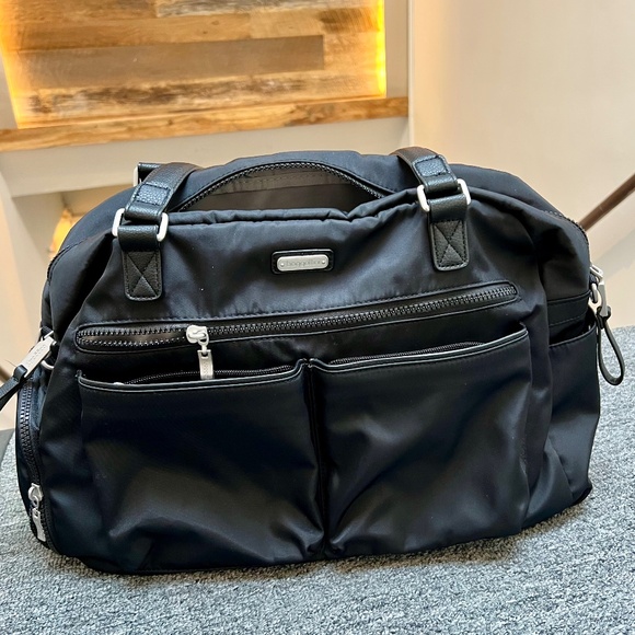 🌸 Baggallini Fifth Avenue Weekender, Black Bag large Tote Bag - Picture 1 of 11